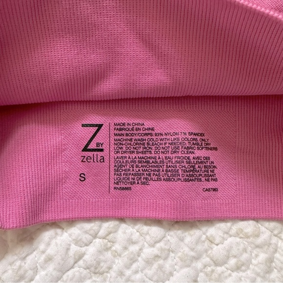 NWT Hot Pink Sports Bra - Picture 4 of 4